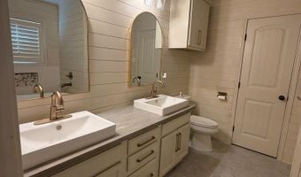 702 Shepherd Cir, Andrews, TX 79714