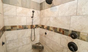 1007 Avenue E, Abernathy, TX 79311