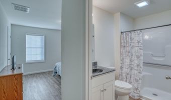 51 LULU Ln, Dover, DE 19901