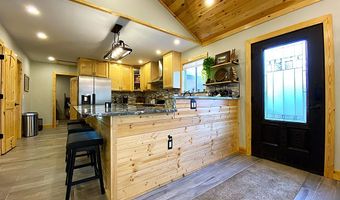 2052 Granny Squirrel Dr, Andrews, NC 28901