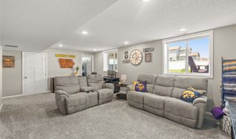 2718 NW 23rd St, Ankeny, IA 50023