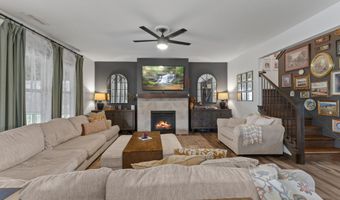 4252 Lauder Rd, Bargersville, IN 46106