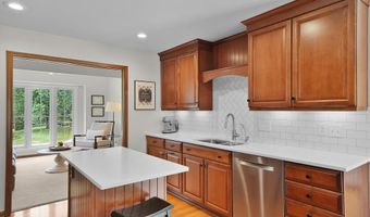 7922 Pine Edge Ct SE, Alto, MI 49302