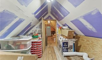 1748 Georgia St, Alford, FL 32420