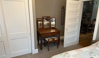 1638 Jersey St, Alton, IL 62002