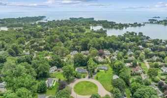 10 Duffys Ln, Darien, CT 06820