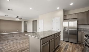 570 McAlister Dr, Bullhead City, AZ 86442