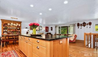 2921 N Arran Ct, Boise, ID 83702