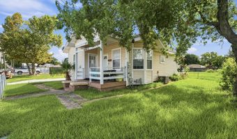 372 Reynoir St, Biloxi, MS 39530