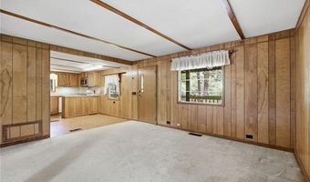 166 Lynch St SE, Acworth, GA 30101