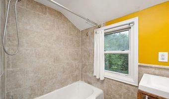 1239 4th Ave, Anoka, MN 55303