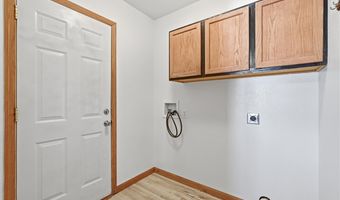 108 Pheasant Ave, Atkins, IA 52206
