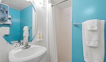 444 Kanekapolei St 513, Honolulu, HI 96815