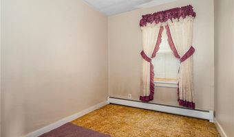 37 Main St, Cumberland, RI 02864