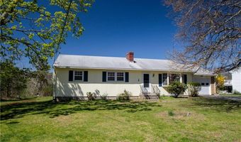 7 Smithfield Dr, Middletown, RI 02842
