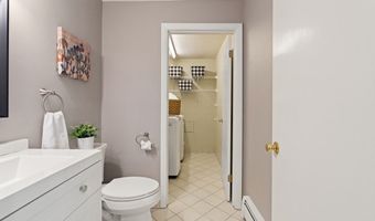 3 Hickory Ln, Andover, MA 01810