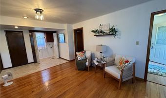 404 N 14th St, Atchison, KS 66002