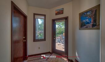 10 Cleek Clb, Cody, WY 82414