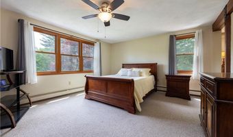 71 Phillips Ln, Glocester, RI 02814