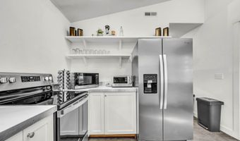 118 Lake Dr, Bethlehem, CT 06751