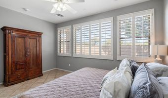 1608 W KURALT Dr, Anthem, AZ 85086