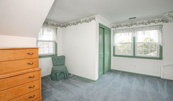 75 Lakeview Dr, Allentown, NJ 08501