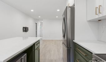 3633 Rosehaven Dr, Charlotte, NC 28205