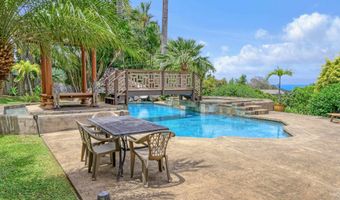 1073 Nanihoku Pl, Haiku, HI 96708