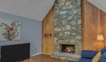 5 Fairway Dr, Arden, NC 28704