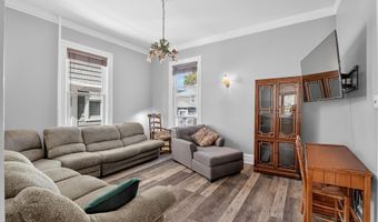 93 W 35TH St, Bayonne, NJ 07002