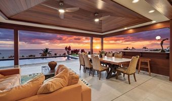 78-7032 MOLOLANI St, Kailua Kona, HI 96740