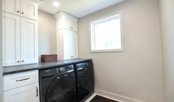 345 Meinzer St, Aberdeen, NJ 07721