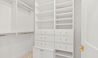 6213 DAHLONEGA Rd, Bethesda, MD 20816