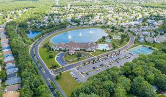 10 Deer Lake Ct, Barnegat, NJ 08005