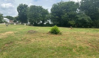 211 S 5th St, Alvarado, TX 76050