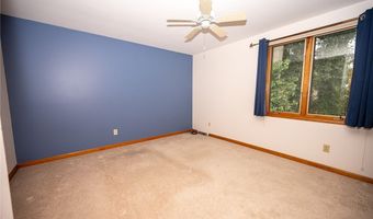 190 Wyeth Dr, Amherst, NY 14068