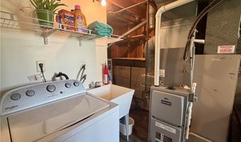 875 Princeton Ave, Amherst, OH 44001