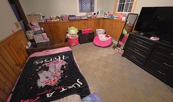 7 Westwood Pkwy, Barre, VT 05641