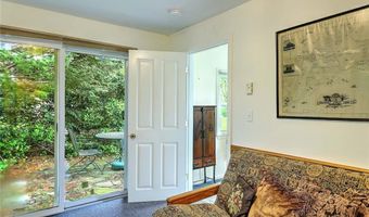 15 S Of Commons Rd, Little Compton, RI 02837