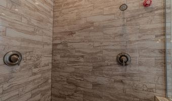 490 RUTH Ln, Bloomfield, NM 87413