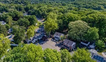 180 Dupont Pl, Bridgeport, CT 06611