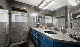 29819 Platanus Dr, Escondido, CA 92026