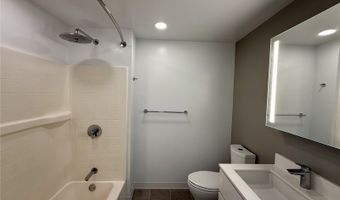 987 Queen St 701, Honolulu, HI 96814