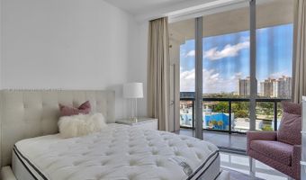 3250 NE 188th St 703, Aventura, FL 33180