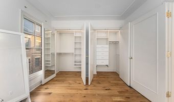 140 Ashley Mews Dr, Ann Arbor, MI 48104