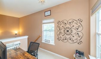 26 Windsor Dr 26, Bayonne, NJ 07035