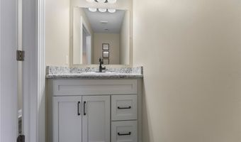 603 S Raccoon Rd 14, Austintown, OH 44515