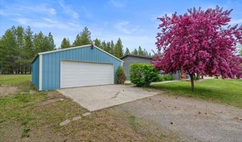 433 Shamar Dr, Blanchard, ID 83804