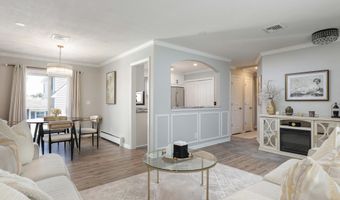 28 BIRCH St, Beachwood, NJ 08722