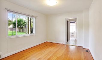 9819 PARKWOOD Dr, Bethesda, MD 20814